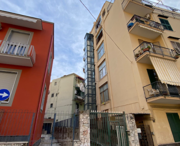Via Maresca  bilocale in vendita